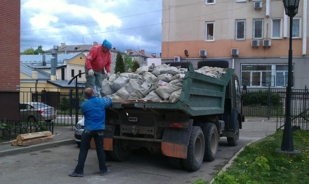 Вывоз строительного мусора в Черемхове от 1668 руб. – ПроМусор