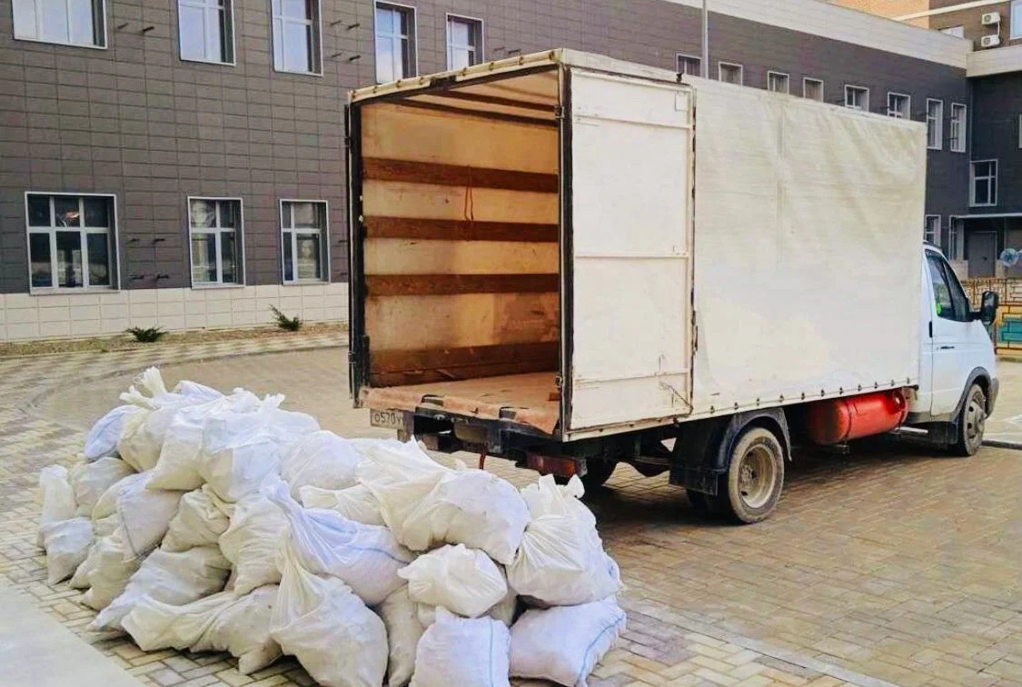 Вывоз строительного мусора из новостроек в Черемхове в октябре