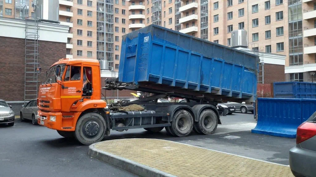 Аренда пухто для вывоза строительного и бытового мусора в Черемхове в октябре