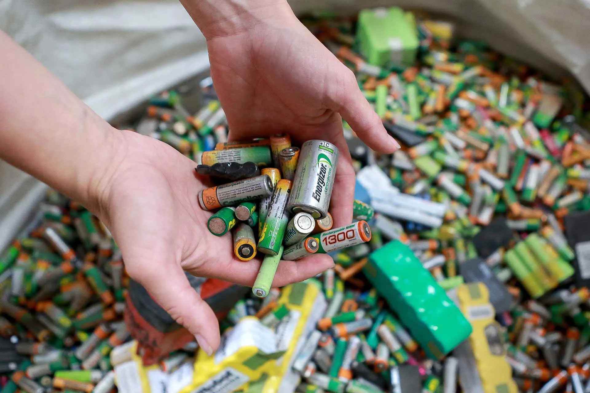 Утилизация батареек и аккумуляторов в Черемхове в октябре