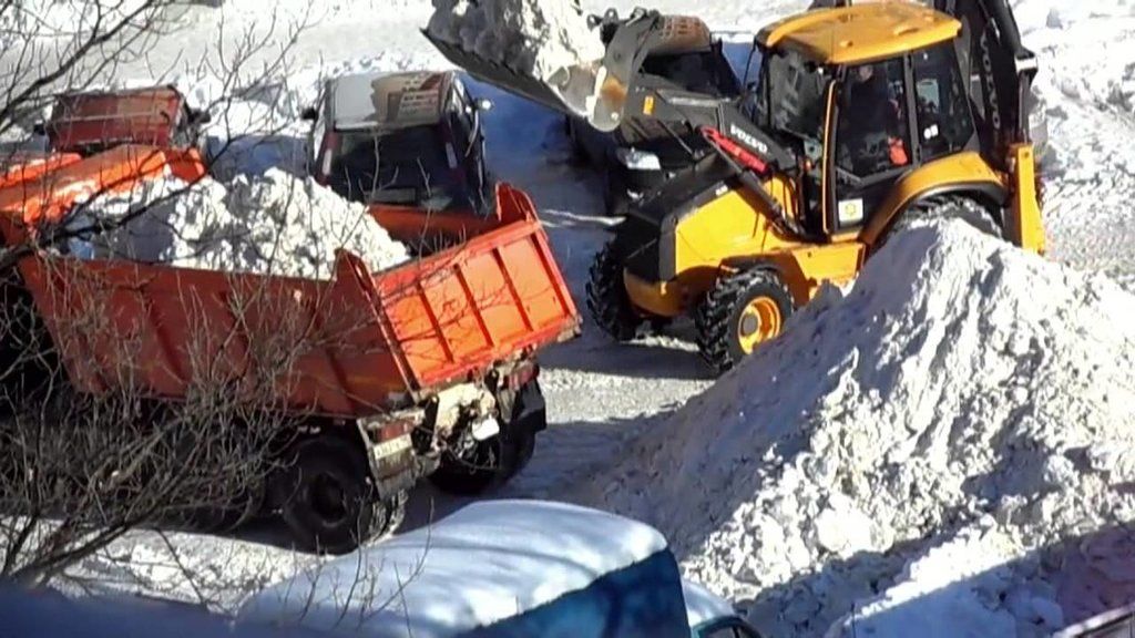Вывоз снега с погрузкой в Черемхове для организаций и частных лиц в октябре